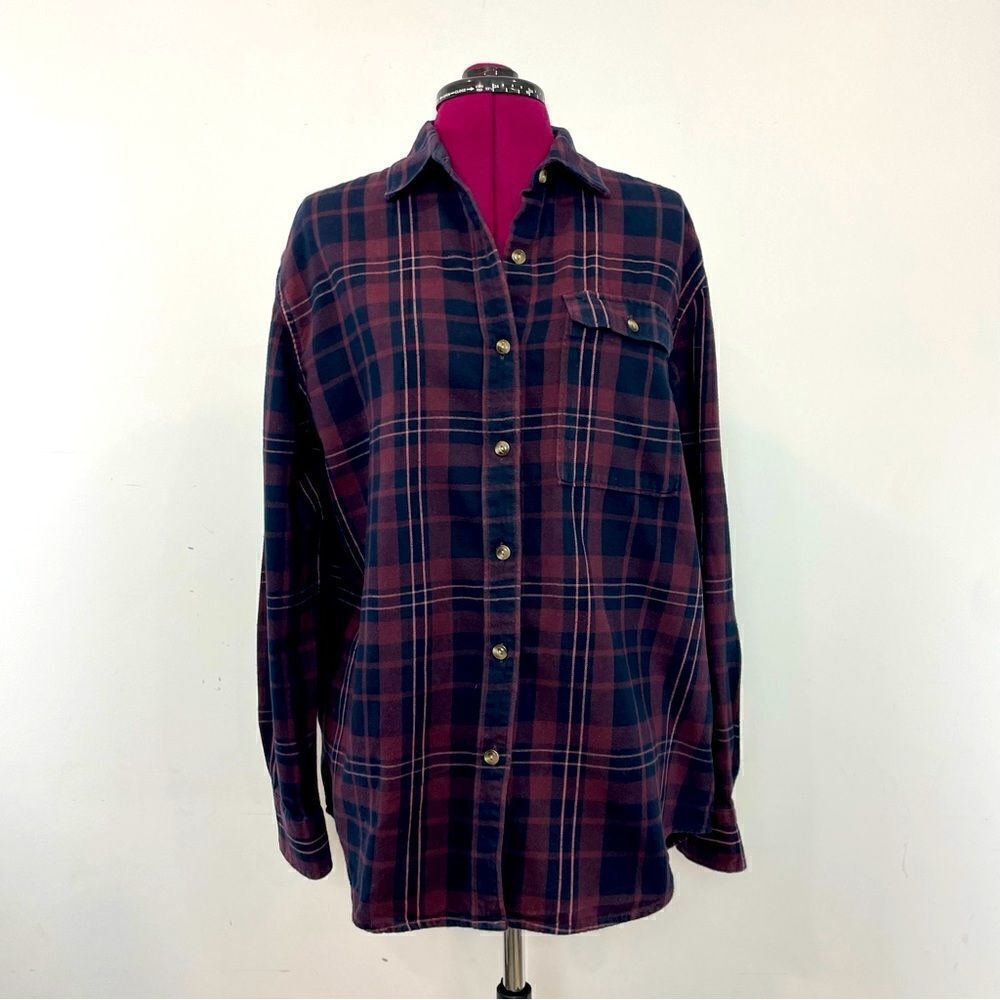 The North Face Purple Black Women's Berkeley Boyfriend Shirt sz M